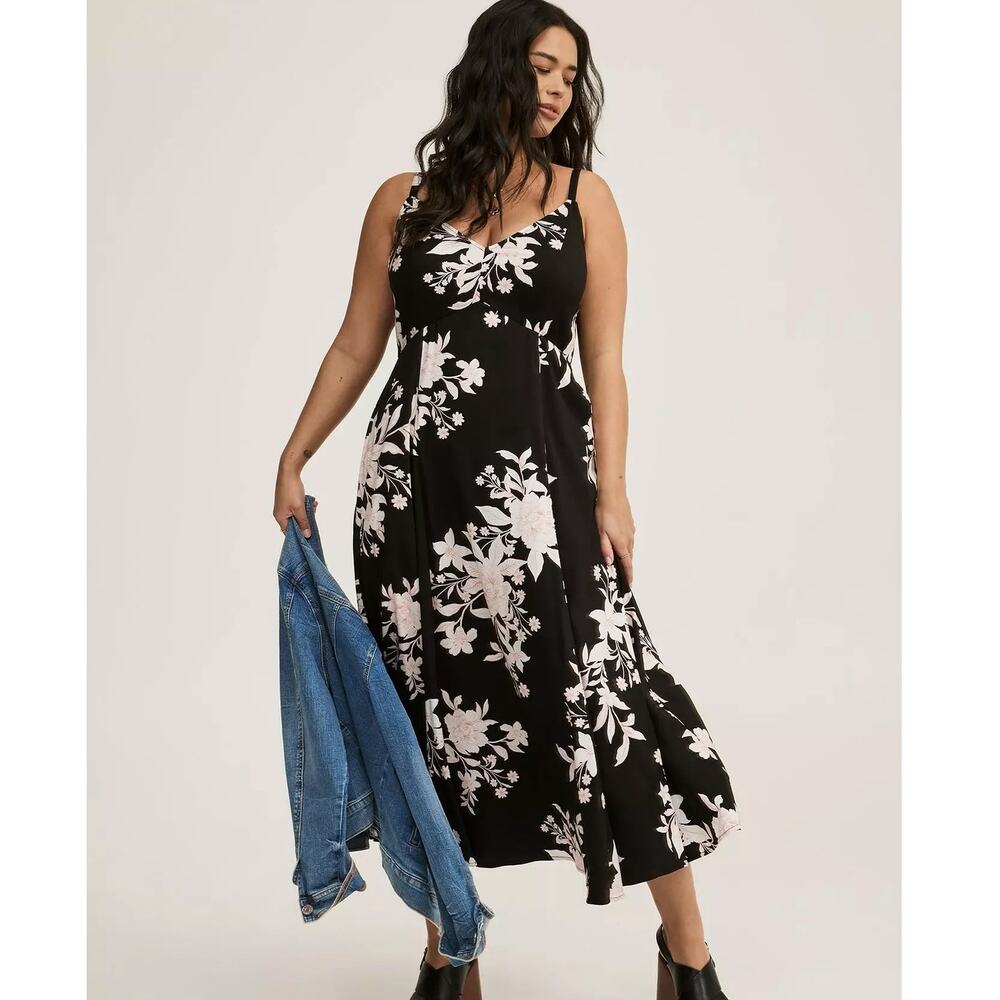 Torrid Tea Length Trapeze Dress Alessa Floral Black Vacation Beach Size 3X EUC - Picture 2 of 15